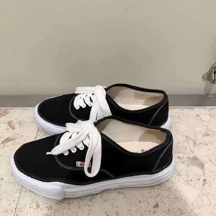 [BUNJANG] Mihara Yasuhiro Baker OG Sole Canvas Black (Size 43) / 미하라 야스히로 베이커 OG 솔 캔버스 블랙 43