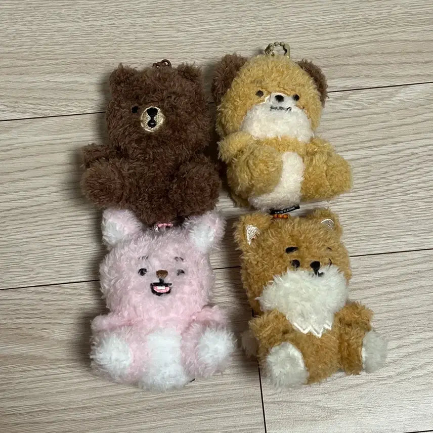 [BUNJANG] Day6 Denimalz Plush Sitting Keyring Bundle Set / 데이식스 공식 데니멀즈 쁘띠멀즈 앉은 인형 키링