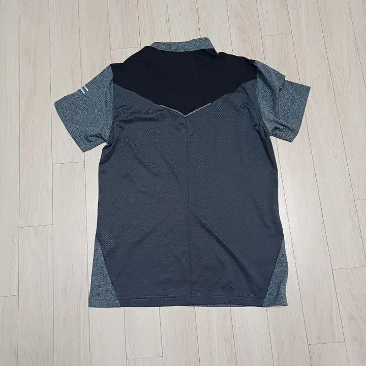 [BUNJANG] Eider Short-Sleeve Zip-Up T-shirt / 아이더 반팔 집업 티셔츠