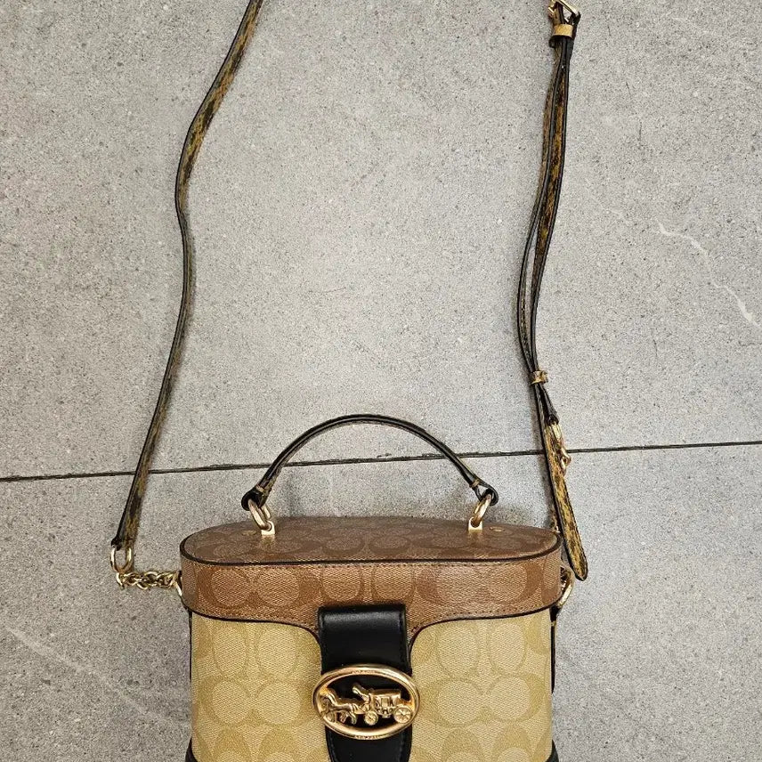 [BUNJANG] COACH Georgie Small Crossbody Bag / 코치COACH조지 젬 크로스바디백