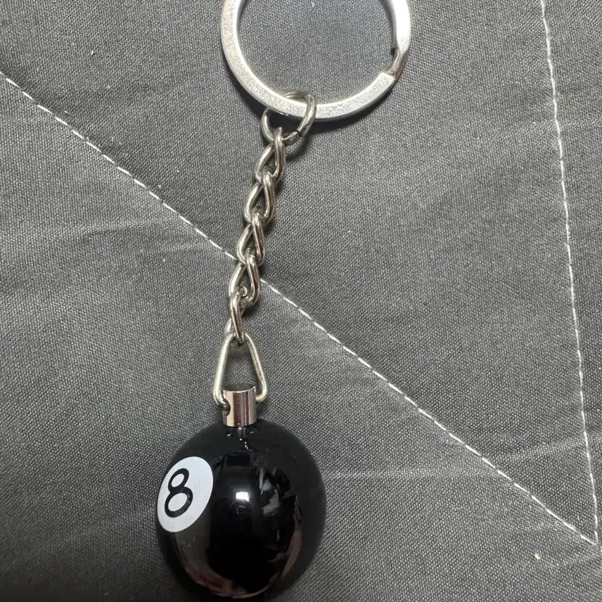[BUNJANG] Stussy 8 Ball Keyring / 스투시 8볼 키링 팝니다