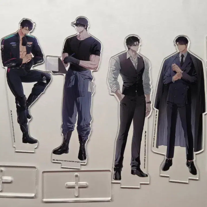 [BUNJANG] Saebyeol Gureumgang Acrylic Stand 4 Types Bundle Set / 급전) 새벽구름강 새구강 아크릴 스탠드 4종 일괄양도 판매