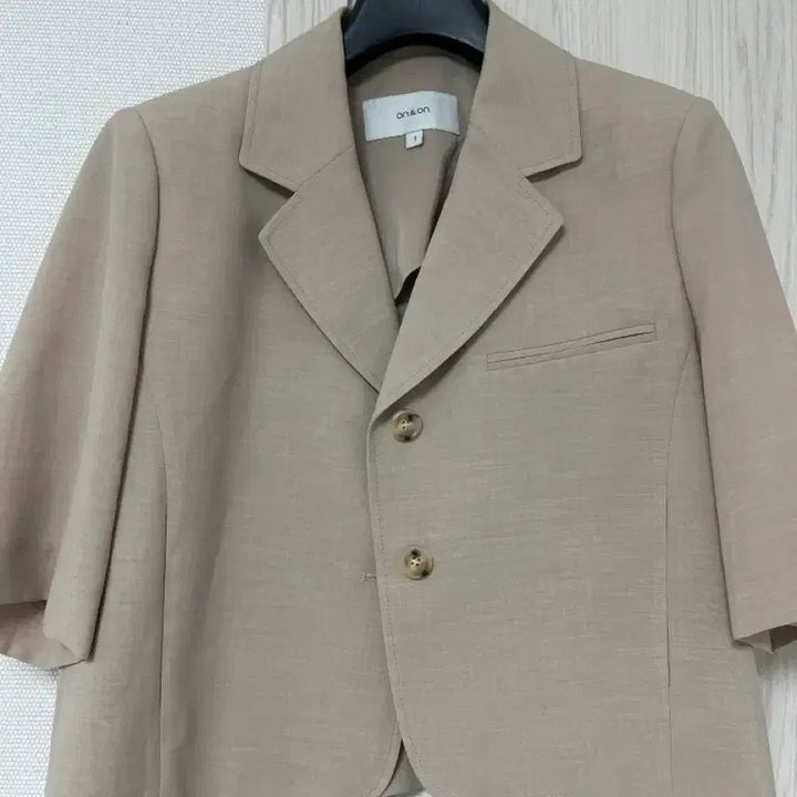 [BUNJANG] ON&amp;ON Beige Short-Sleeve Jacket Set / 온앤온 베이지 반팔 자켓 세트