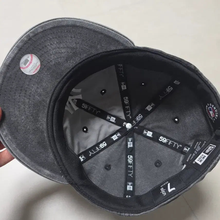 [BUNJANG] New Era 59FIFTY New York Yankees Black Washed Ball Cap 7 5/8 / 뉴에라 59FIFTY NY 양키스 블랙 워싱 볼캡 7 5/8