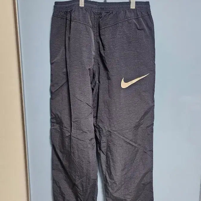 [BUNJANG] Nike x Stussy Beach Pants Off Noir L / [L]나이키 x 스투시 비치 팬츠 오프 느와르 CT4316-045