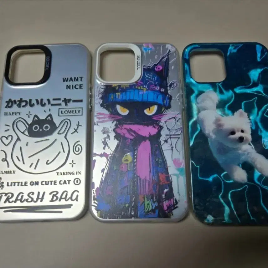 [BUNJANG] SO COOL Character iPhone 12 Pro Max Case Bundle Set with Screen Protectors / [미사용] 캐릭터 아이폰케이스 - 일괄 + 액정 강화유리 2