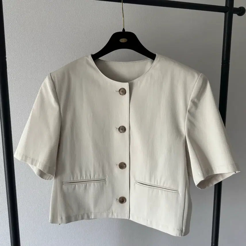 [BUNJANG] Aimhope Make Cropped Jacket / 에임홉메이크 aimehopemake 크롭 자켓