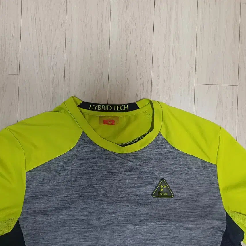[BUNJANG] K2 Colorblock T-Shirt / K2  반팔 티셔츠 형광/회색