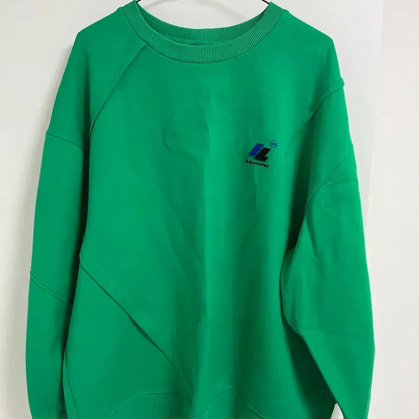 [SOLD OUT] 자라 아더에러 스웻셔츠 맨투맨 그린 l-xl