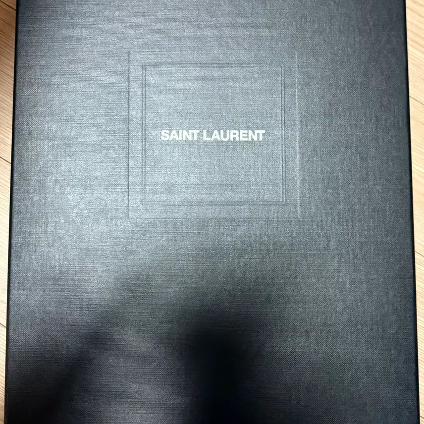 [BUNJANG] Saint Laurent Matelasse Clutch Black Gold / 생로랑 마틀라세 클러치 블랙 금장 판매 (실착 1회)