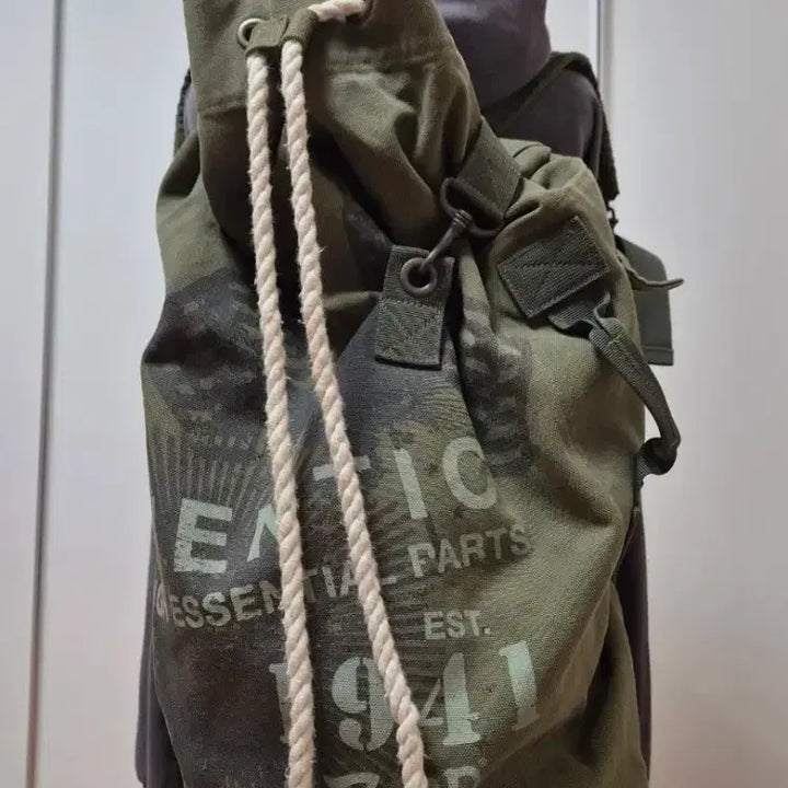 [BUNJANG] Jeep Vintage Military Duffle Bag / JEEP 빈티지 밀리터리 더플백