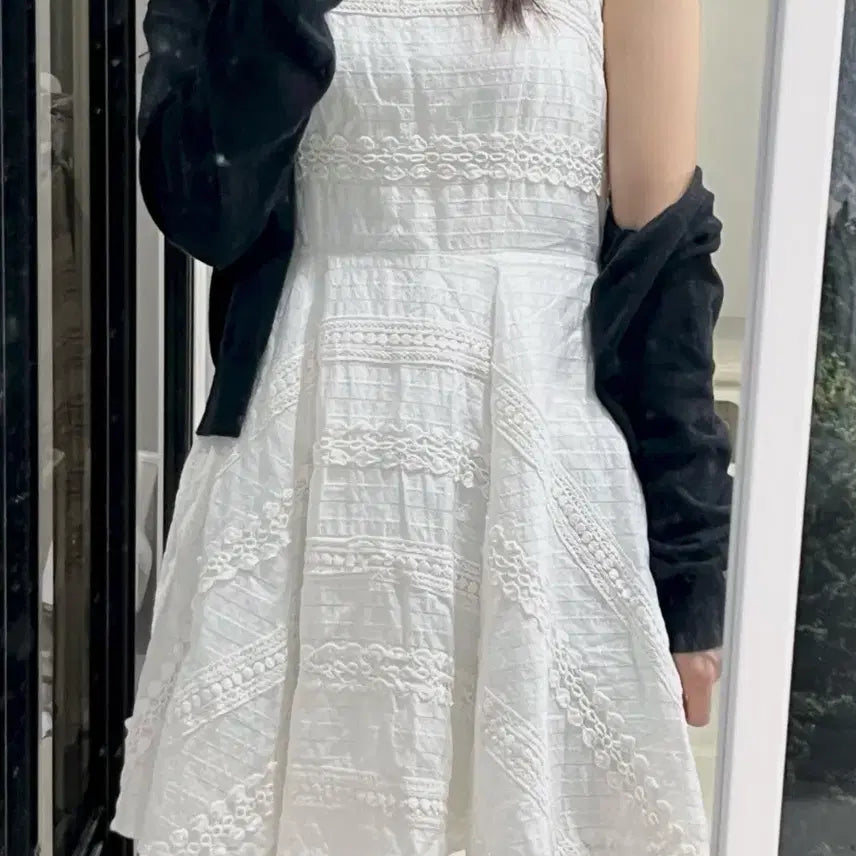 [BUNJANG] Vintage White Lace Crochet Mini Dress / 빈티지 화이트 레이스 크로셰 미니 원피스