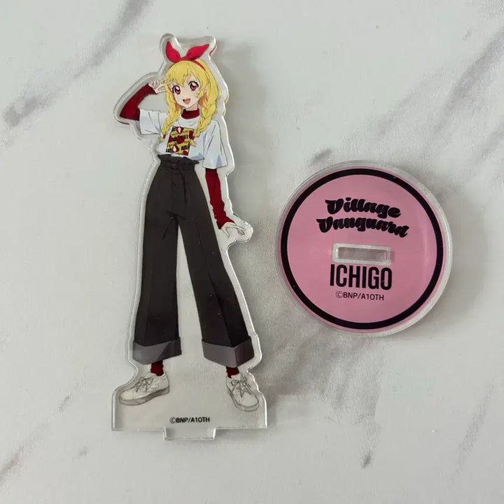 [BUNJANG] Aikatsu! Ichigo Acrylic Standee Village Vanguard / 아이카츠 아이엠스타 빌리지 뱅가드 이치고 아크릴