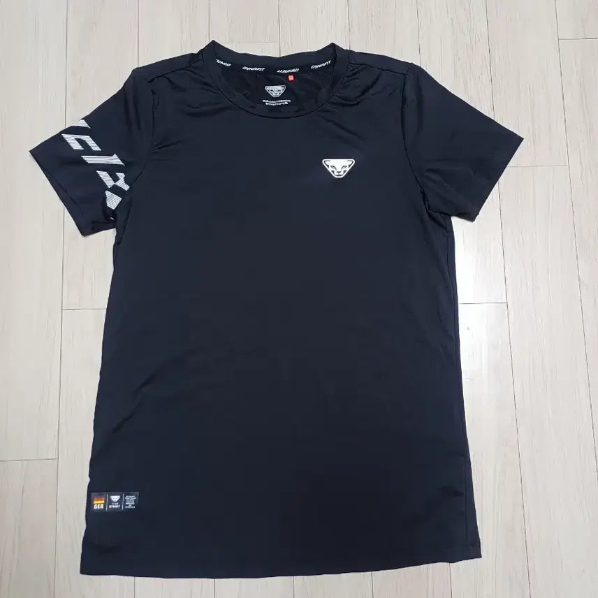 [BUNJANG] Dynafit Logo Print Short Sleeve T-Shirt / 다이나핏 반팔 티셔츠