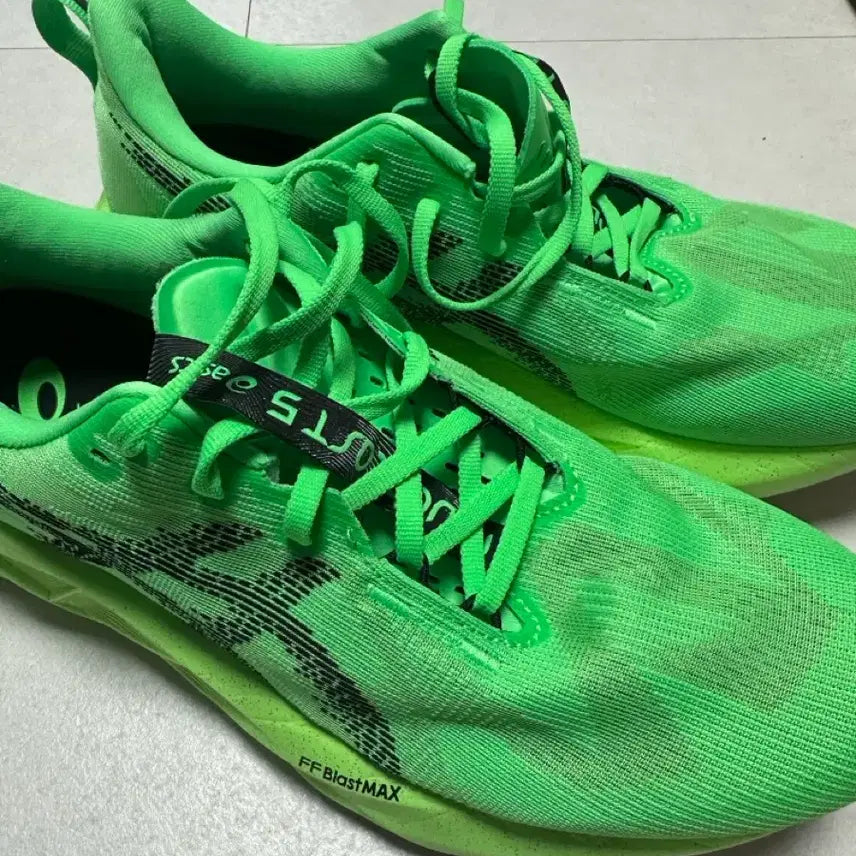 [BUNJANG] ASICS NovaBlast 5 Running Shoes (275mm) / (택포)아식스 노바블라스트5 275