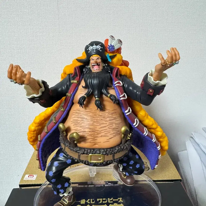 [BUNJANG] Ichiban Kuji God Valley Arc Marshall D. Teach Figure / 원피스 제일복권 신사황 검은수염 판매합니다