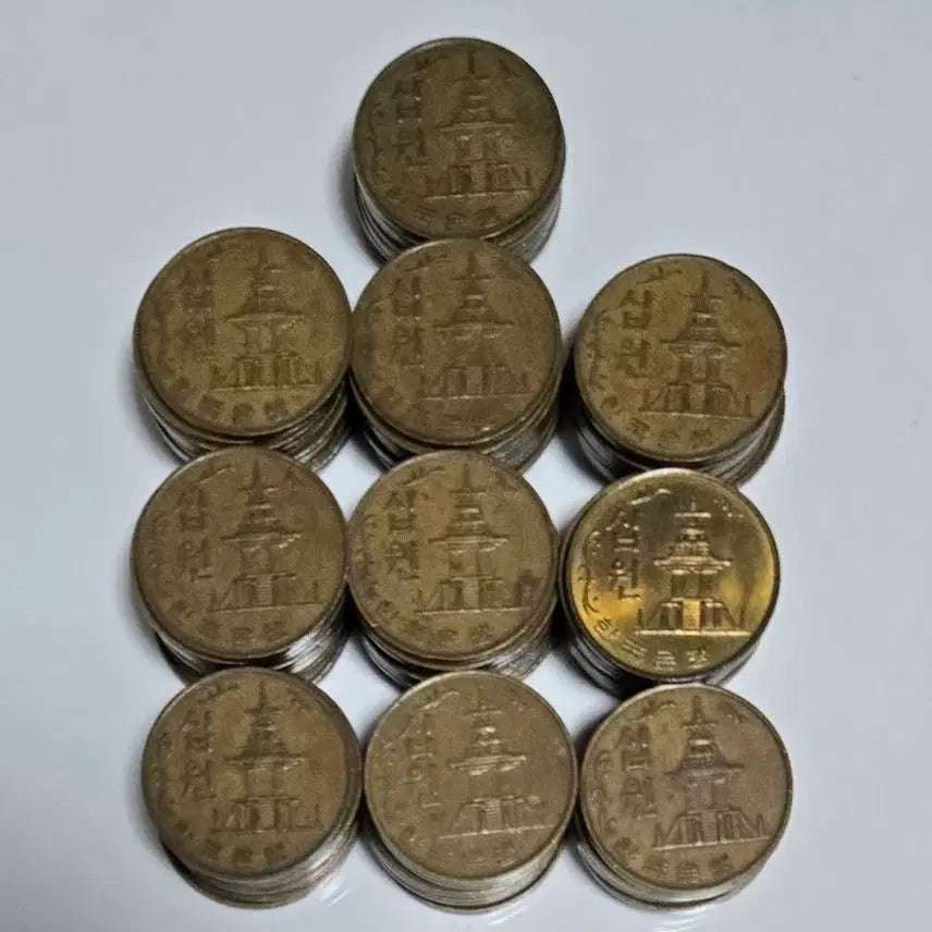 [BUNJANG] 1980 10 Won Coin Bundle (100 pcs) / 화폐수집 1980년 10원 주화 100개 일괄