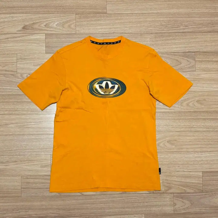 [BUNJANG] Adidas 90s GFX Logo T-Shirt / (옷장정리중)아디다스 90s GFX LOGO T