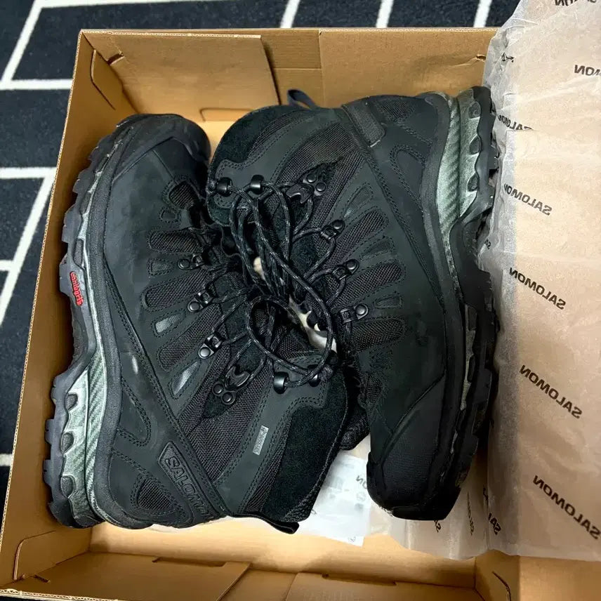 [BUNJANG] Salomon Quest GTX Advanced Black Hiking Boots / 살로몬 퀘스트 GTX 어드밴스드 블랙 등산화