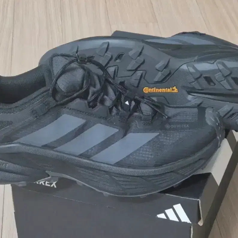 [BUNJANG] Adidas Terrex Gore-Tex Trail Running Shoes Black / 아디다스 테렉스 고어텍스 트레일화 블랙