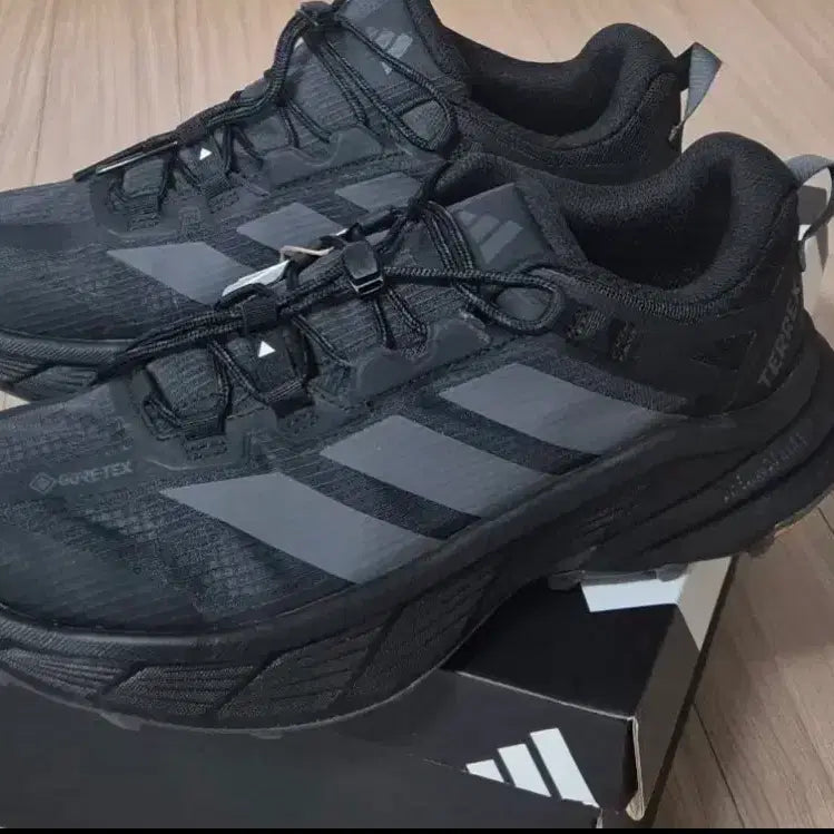 [BUNJANG] Adidas Terrex Gore-Tex Trail Running Shoes Black / 아디다스 테렉스 고어텍스 트레일화 블랙