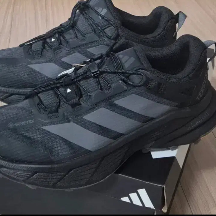 [BUNJANG] Adidas Terrex Gore-Tex Trail Running Shoes Black / 아디다스 테렉스 고어텍스 트레일화 블랙