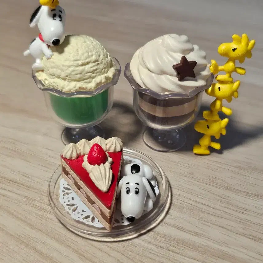 [BUNJANG] Snoopy Yummy Dessert Gacha Bundle Set / 스누피 야미 디저트 가챠 일괄 판매