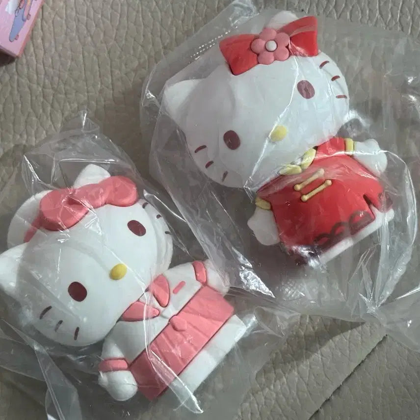[BUNJANG] Hello Kitty Figure New Product / 헬로키티 피규어 새상품