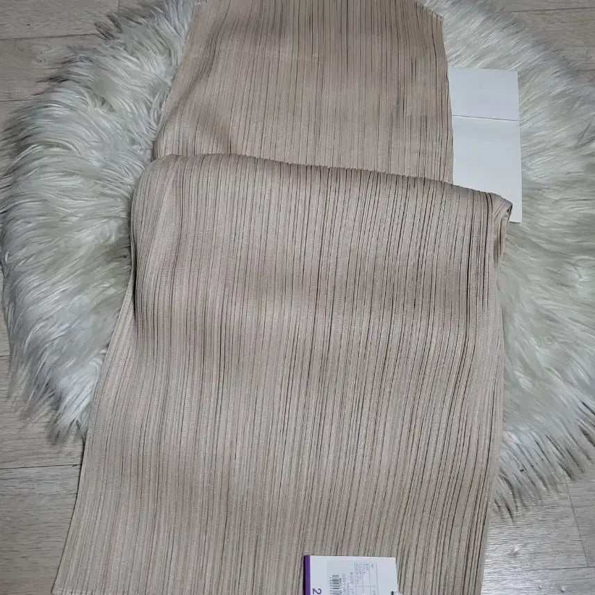 [BUNJANG] Issey Miyake Pleats Please May Monthly Dress Sand Beige Size 2 / 이세이미야케 플리츠플리즈 원피스 5월 먼슬리 원피스 샌드베이지 2사이즈
