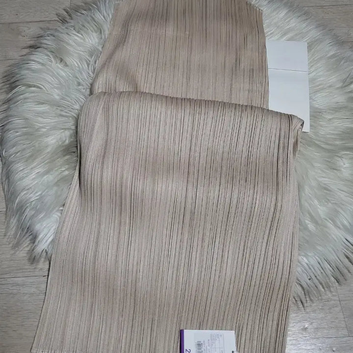 [BUNJANG] Issey Miyake Pleats Please May Monthly Dress Sand Beige Size 2 / 이세이미야케 플리츠플리즈 원피스 5월 먼슬리 원피스 샌드베이지 2사이즈