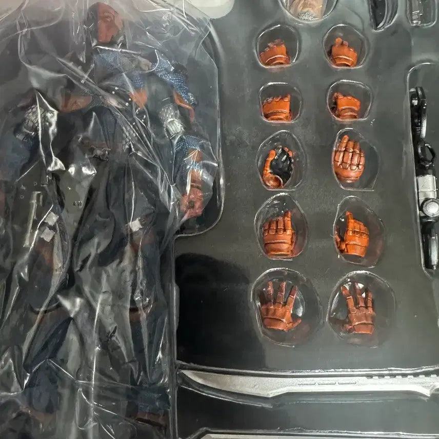 [BUNJANG] LPZZ Batman Deathstroke Unsealed w/ Bonus / (개봉품)양품제조 LPZZ 배트맨 데스스트로크 특전포함