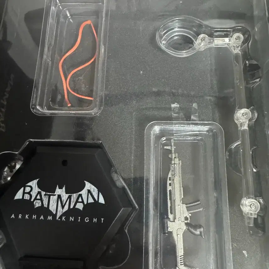 [BUNJANG] LPZZ Batman Deathstroke Unsealed w/ Bonus / (개봉품)양품제조 LPZZ 배트맨 데스스트로크 특전포함