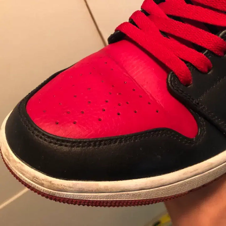 [BUNJANG] Nike Air Jordan 1 Mid Black/Red US 9.5 / 나이키 에어조던1 미드 블랙/레드 275