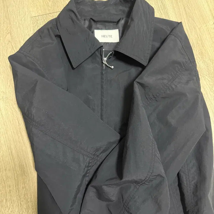 [BUNJANG] HEUTE Black Short Jacket Size L / HEUTE 호이테 블랙 숏자켓 사이즈 L 상태매우좋음(드라이세탁완료)