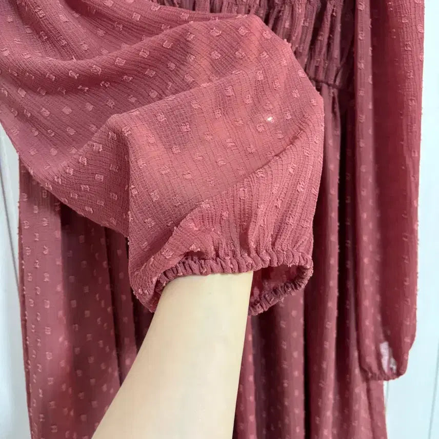 [BUNJANG] Zara Shirring Frill Midi Dress - Wine, Size S / 자라 셔링 프릴 원피스 S(55)
