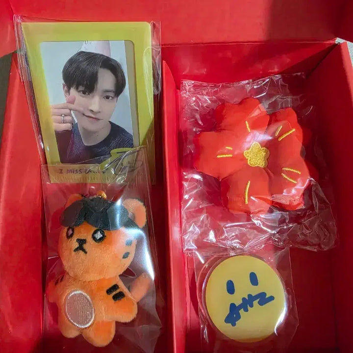 [BUNJANG] ATEEZ Hongjoong Birthday Goods Set / 에이티즈 홍중 생일md