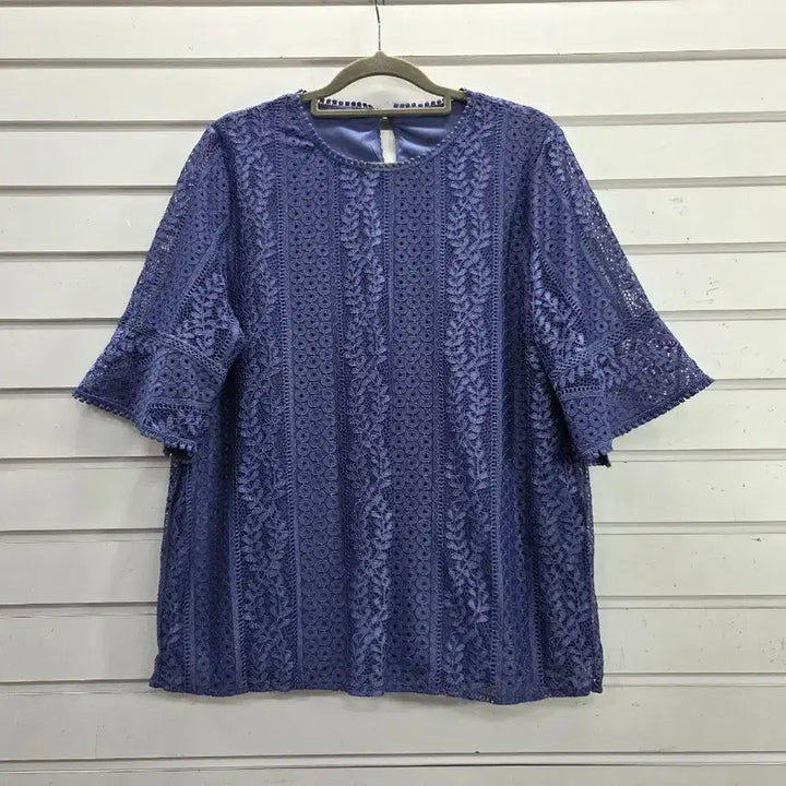 [BUNJANG] Navy Lace Three-Quarter Sleeve Blouse / 연네이비 레이스 칠부소매 블라우스/보물찾기천사