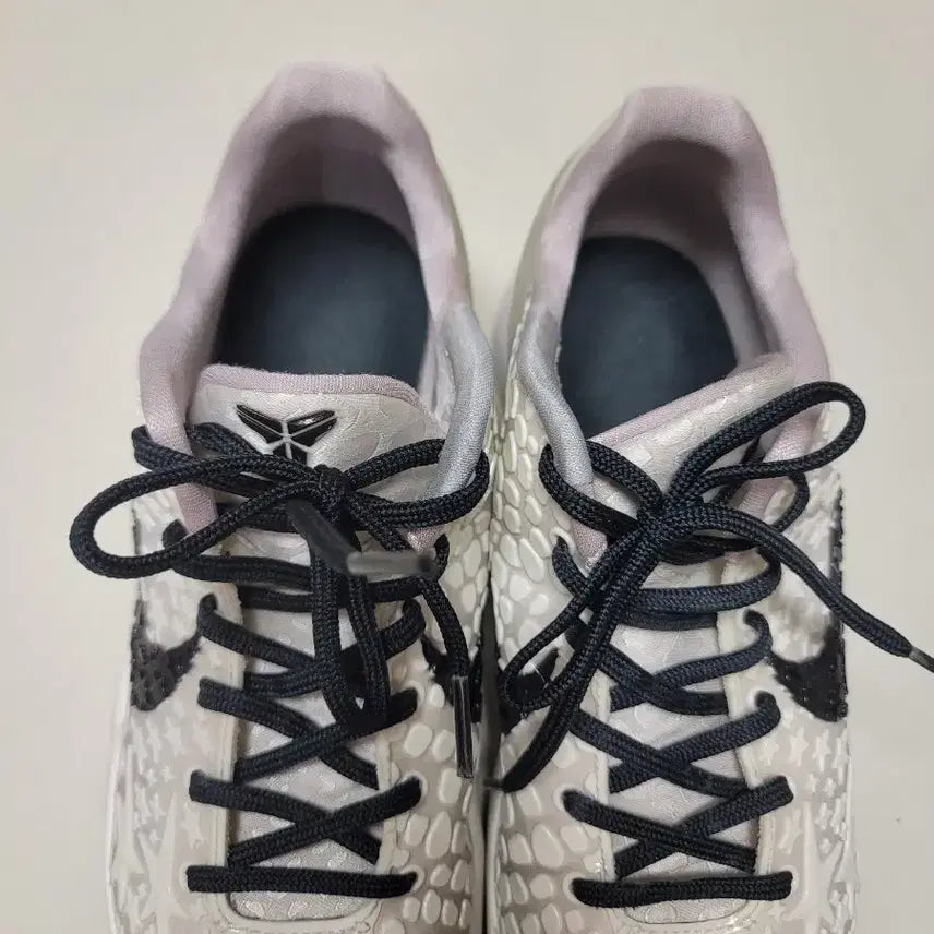 [BUNJANG] Nike Kobe 6 "Grinch" Shoe Repair &amp; Cleaning / [250] 코비6 세일