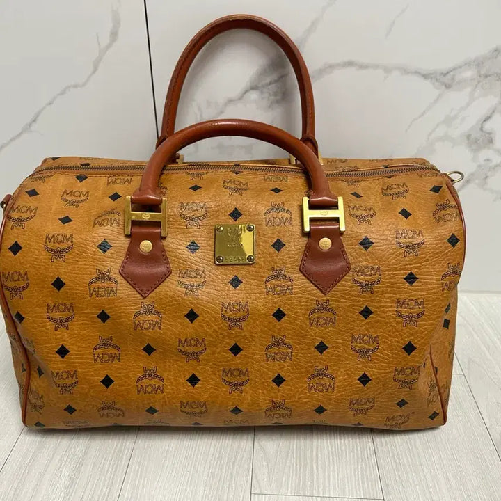 [BUNJANG] MCM Visetos Keepall Duffle Bag with Tambourine Bag / mcm 비세토스 킵올 여행구+mcm탬버린
