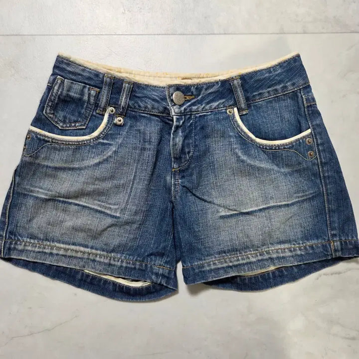 [BUNJANG] JamBangi Blue Denim Hot Pants Shorts / 잠뱅이 청반바지 핫팬츠