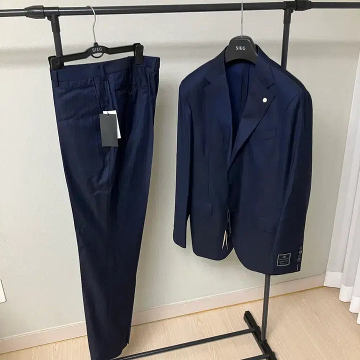 [BUNJANG] SIEG Keaton Carlor Babera Fabric Suit Set / 지이크 수트 (키톤 까를로바베라 원단 정장세트)