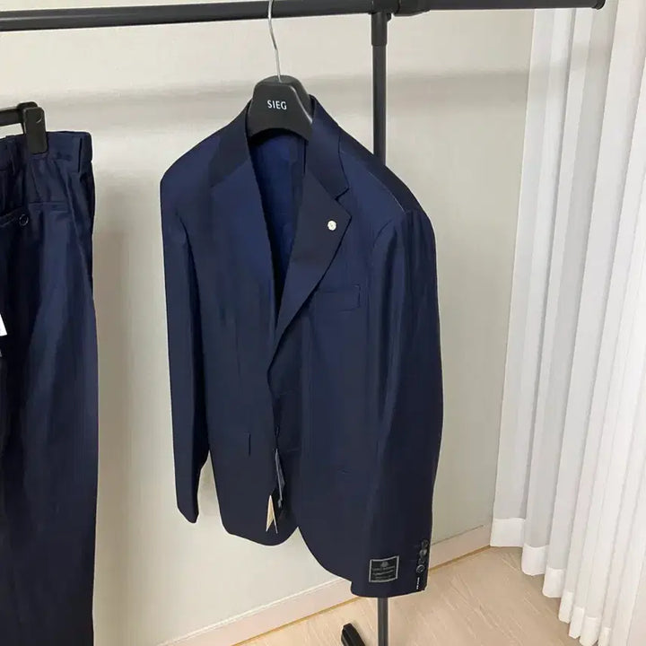 [BUNJANG] SIEG Keaton Carlor Babera Fabric Suit Set / 지이크 수트 (키톤 까를로바베라 원단 정장세트)