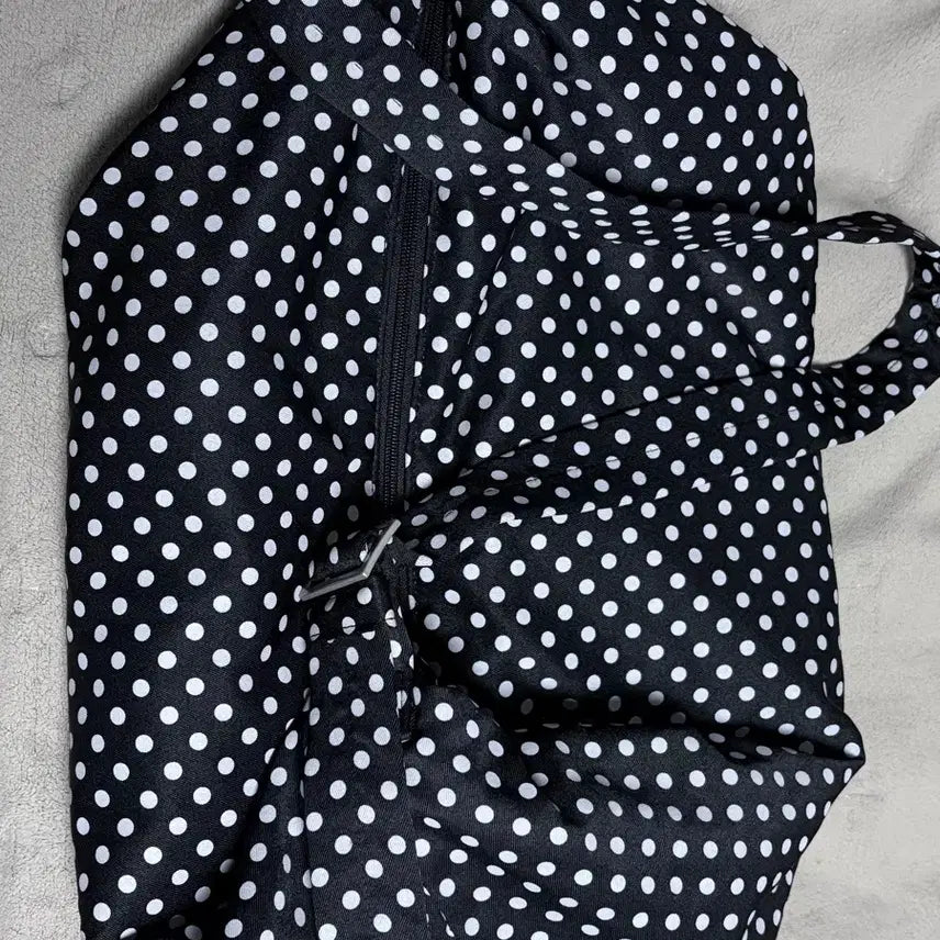 [BUNJANG] Yansisi Pillow Boat Bag Crossbody Shoulder Bag / 얀시시 필로우 보트백 도트백 가방 크로스백 숄더백