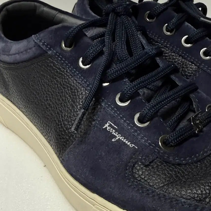 [BUNJANG] Salvatore Ferragamo Navy Suede Leather Mix Sneakers / 페라가모 네이비 스웨이드 스니커즈
