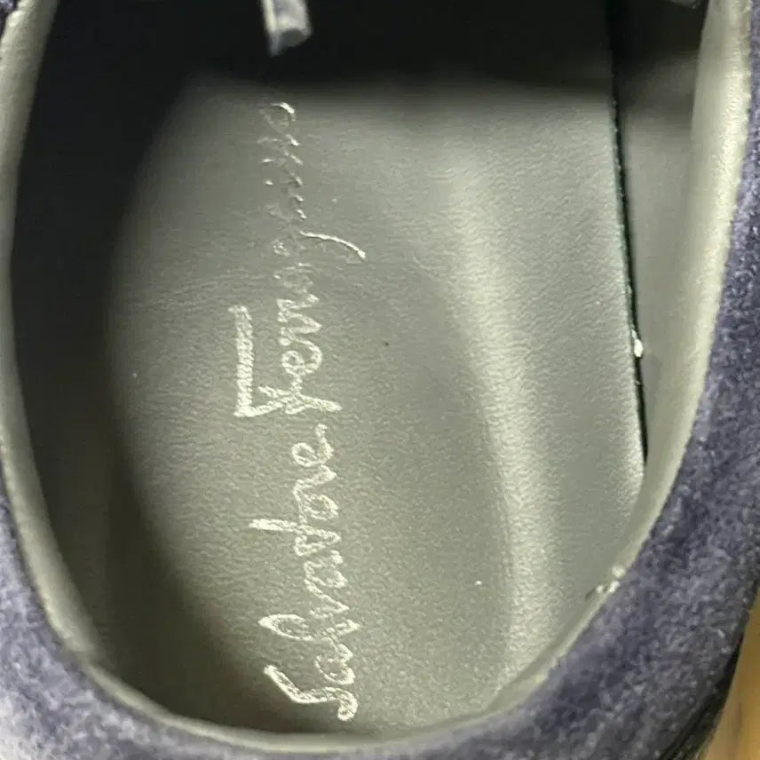 [BUNJANG] Salvatore Ferragamo Navy Suede Leather Mix Sneakers / 페라가모 네이비 스웨이드 스니커즈