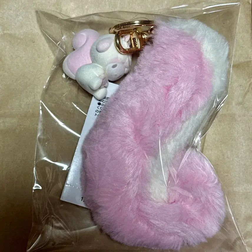 [BUNJANG] Sanrio Risu Mofumofu Squirrel Mascot Holder Fur Keychain / 산리오 리스 모후모후 다람쥐 마스코트 홀더 털키링
