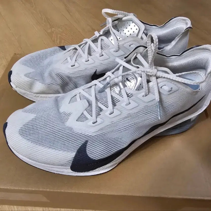 [BUNJANG] Nike Vaporfly 4% Flyknit Running Shoes / 베이퍼플라이4 265