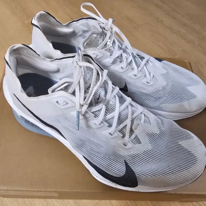 [BUNJANG] Nike Vaporfly 4% Flyknit Running Shoes / 베이퍼플라이4 265