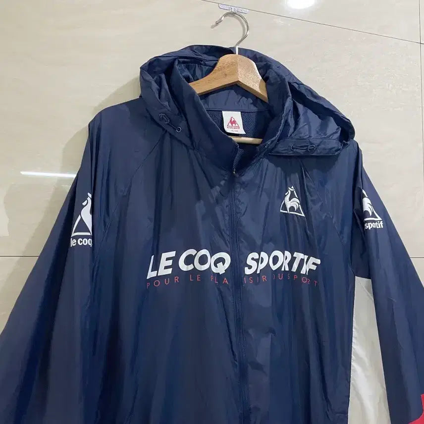 [BUNJANG] Le Coq Sportif Lightweight Windbreaker Jacket Men&
