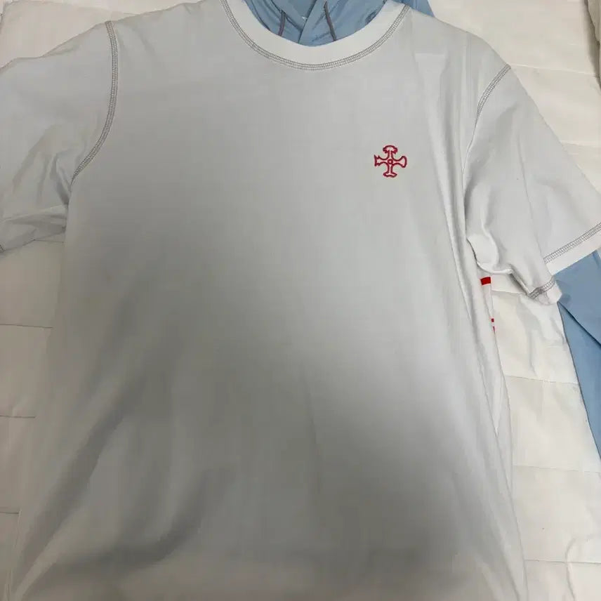 [BUNJANG] Silica Gel Layered T-Shirt Size 1 / 실리카겔 레이어드 티셔츠 1사이즈 판매합니다